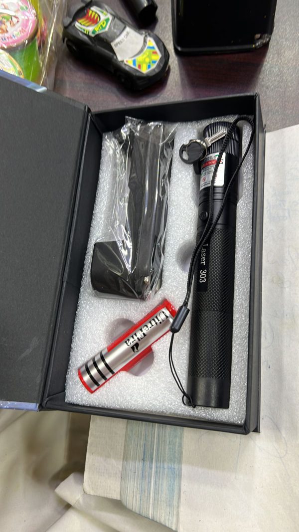 Green Rechargeable Laser Pointer Laser Light Adjustable Focus